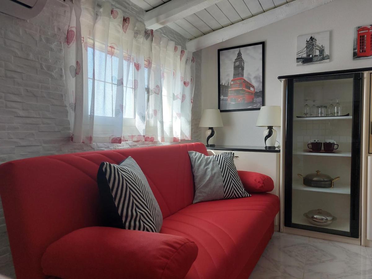 Mama Apartment Augusta Dış mekan fotoğraf